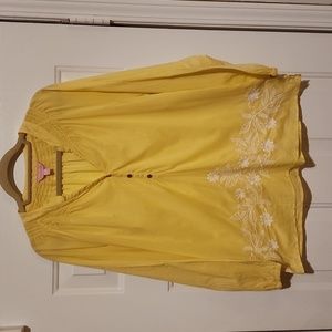 Lilly Pulitzer Elsa Top Yellow with white embroidery detail. Size: L